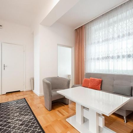 Plac Zbawiciela 3-Bedroom Apartment Varsóvia Exterior foto